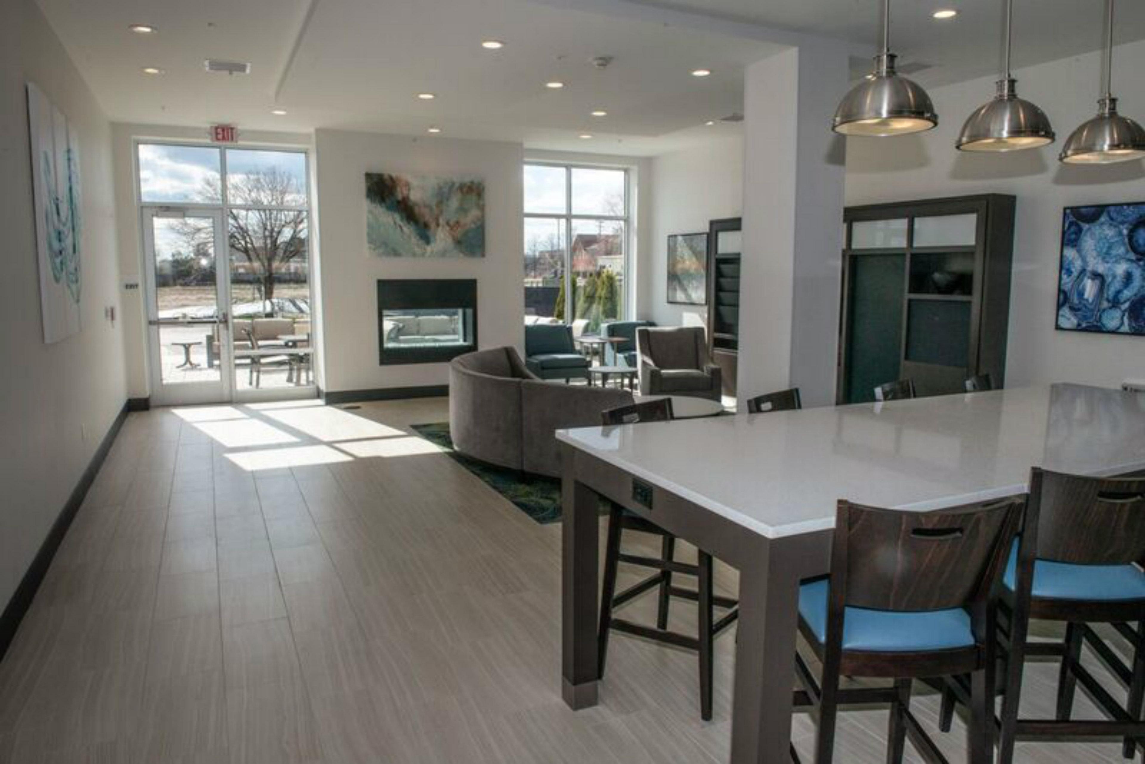 Holiday Inn & Suites - Farmington Hills - Detroit Nw By Ihg Eksteriør billede