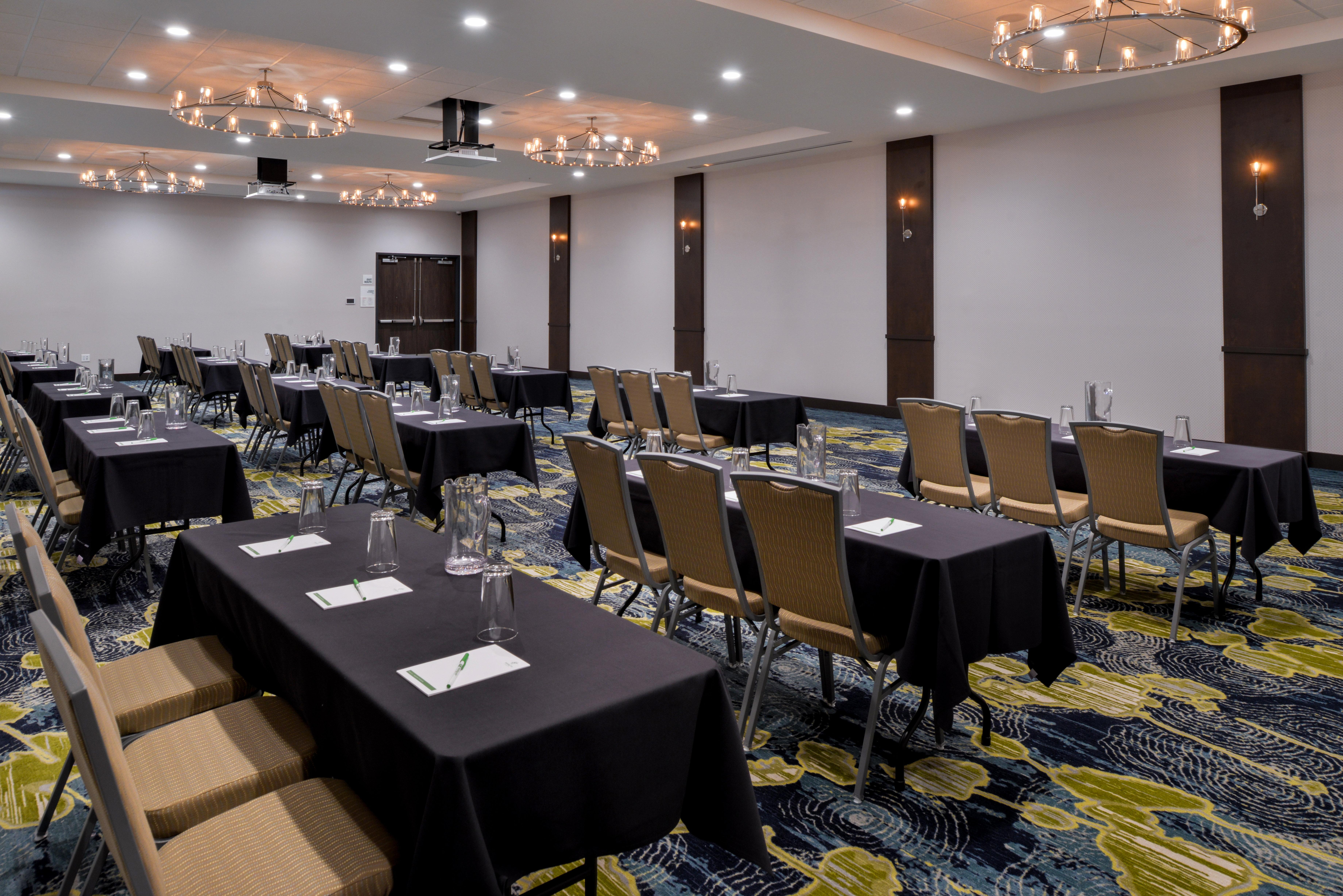 Holiday Inn & Suites - Farmington Hills - Detroit Nw By Ihg Eksteriør billede