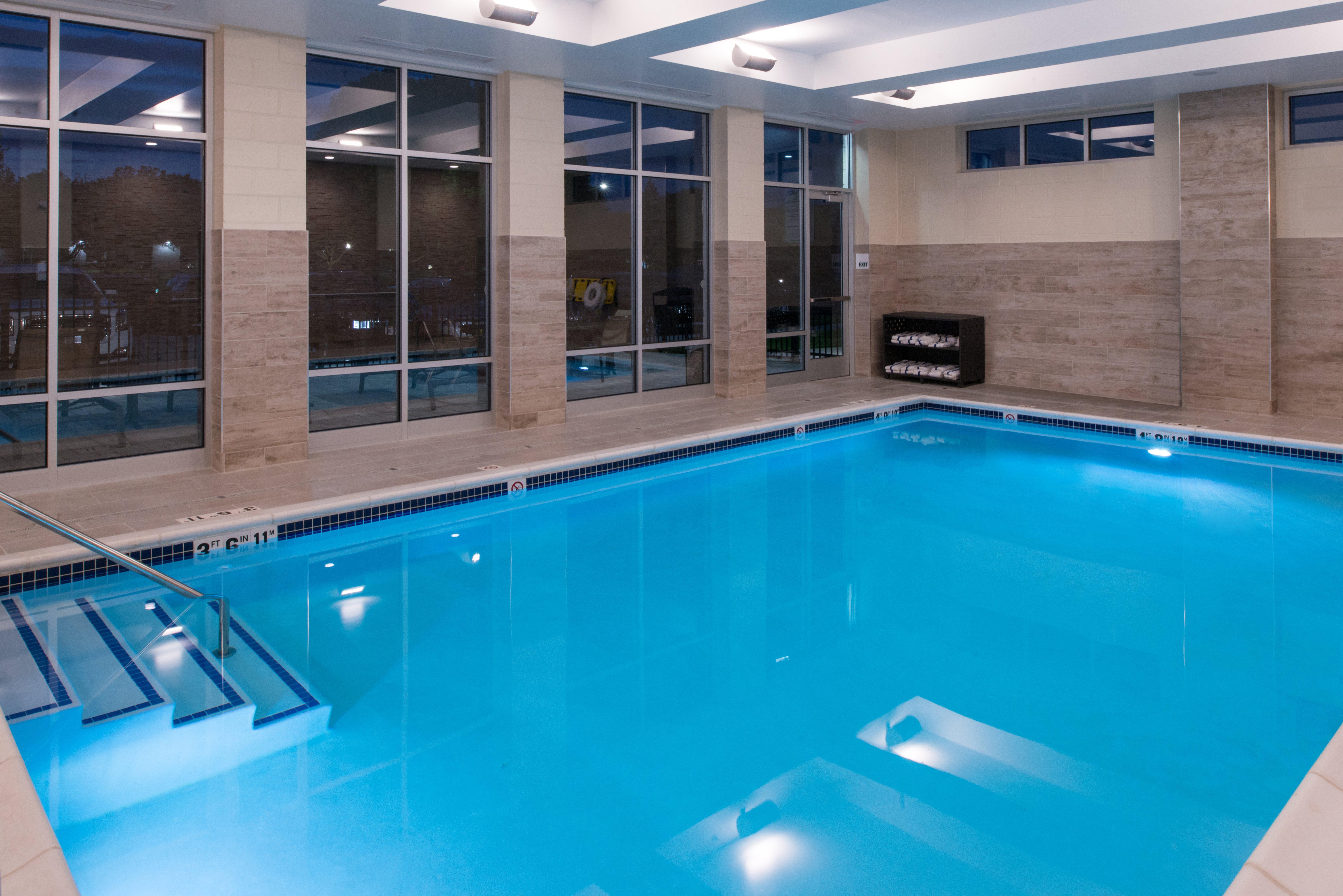 Holiday Inn & Suites - Farmington Hills - Detroit Nw By Ihg Eksteriør billede