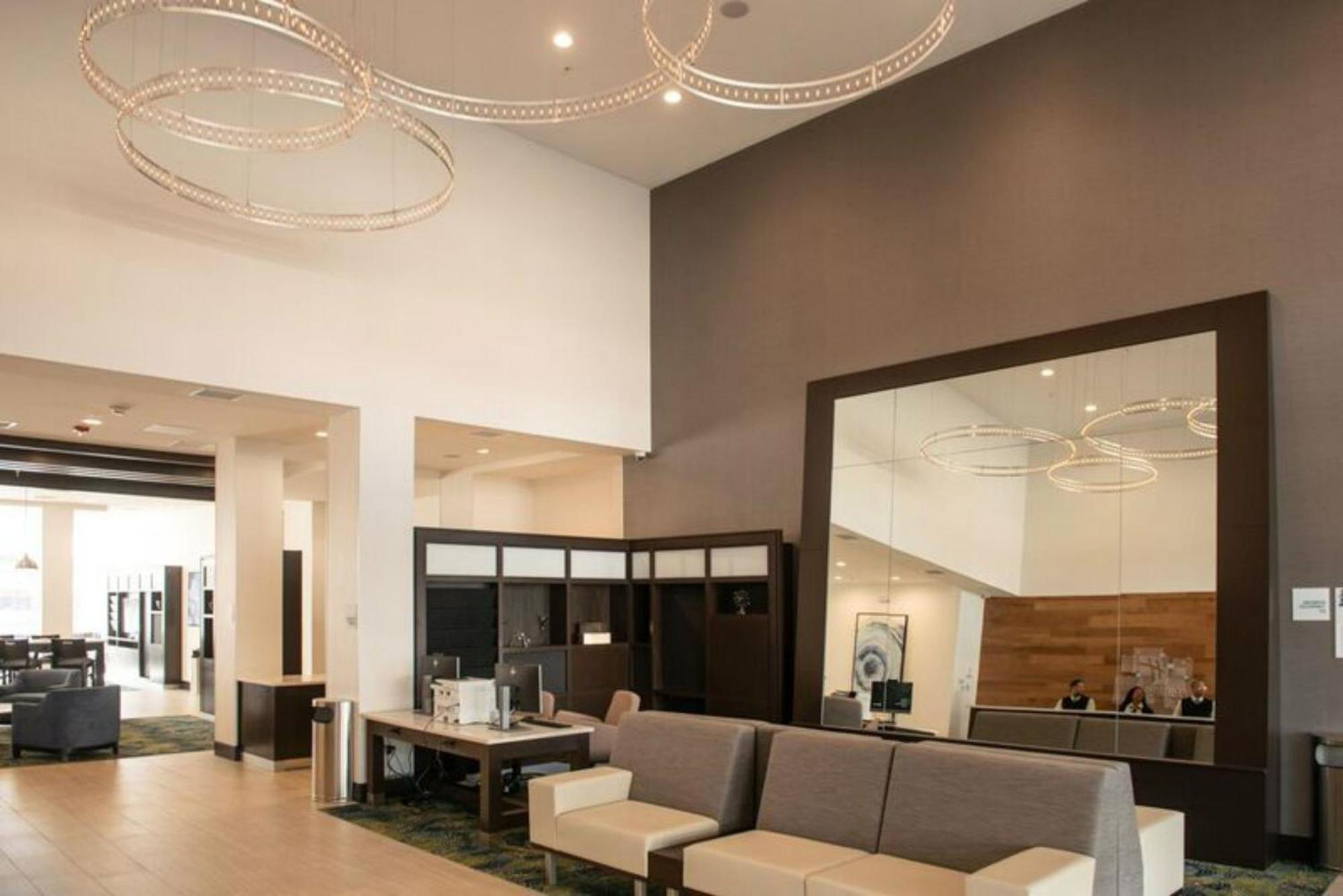 Holiday Inn & Suites - Farmington Hills - Detroit Nw By Ihg Eksteriør billede