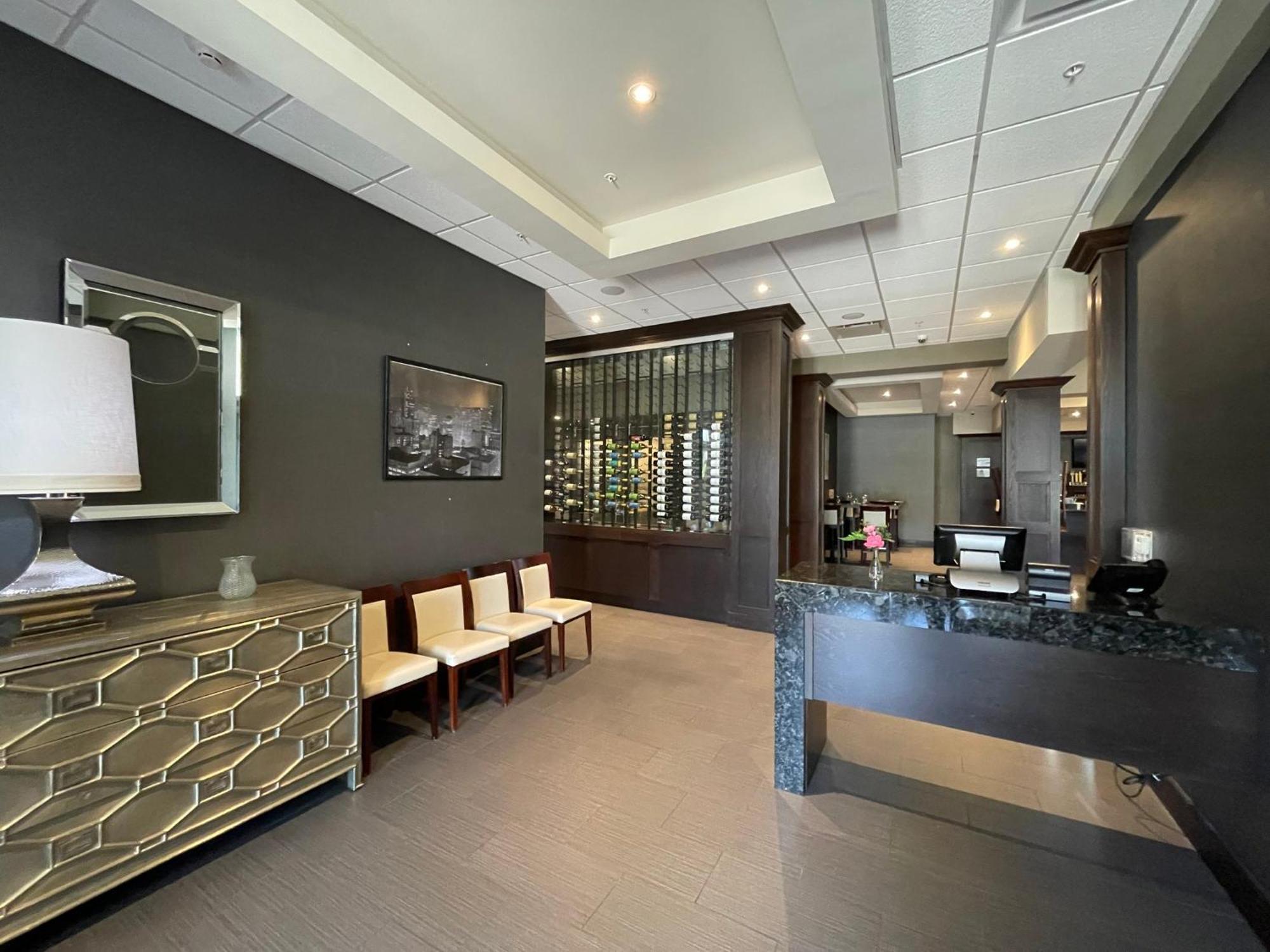 Holiday Inn & Suites - Farmington Hills - Detroit Nw By Ihg Eksteriør billede