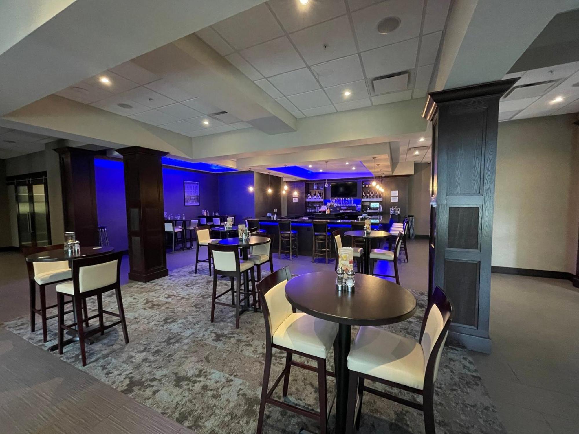 Holiday Inn & Suites - Farmington Hills - Detroit Nw By Ihg Eksteriør billede