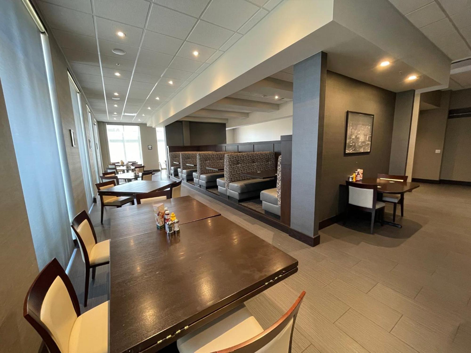 Holiday Inn & Suites - Farmington Hills - Detroit Nw By Ihg Eksteriør billede
